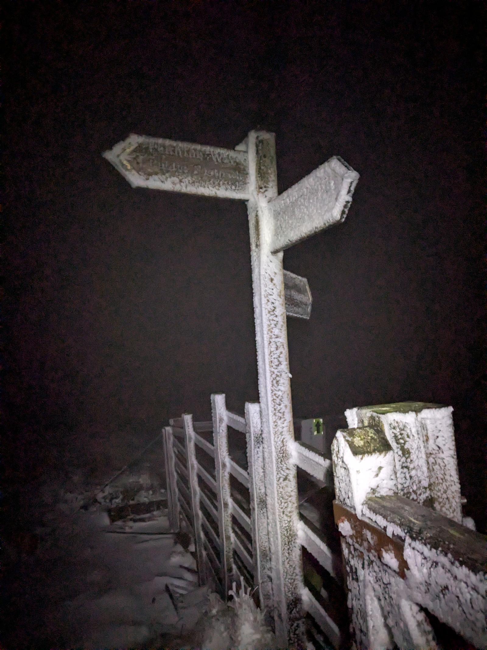 Frosty conditions on the Pennine Way